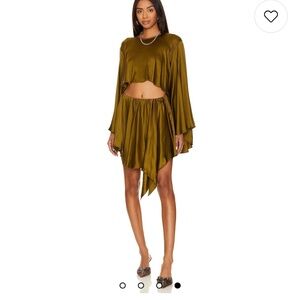 Seema Top in Olive Green size M